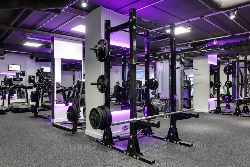 Via Fitness Tallinn фитнес клуб (EE) Via Fitness Tallinn фитнес клуб (EE)